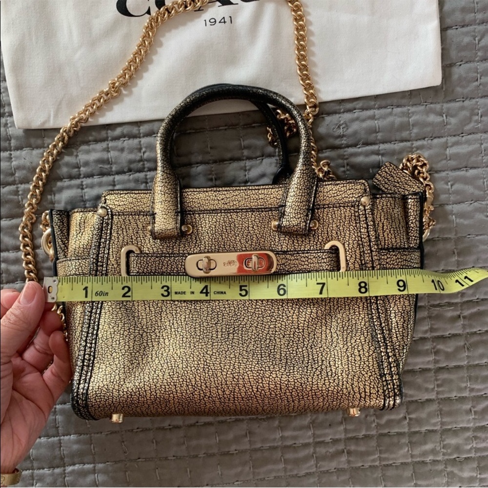 Auth Rare Coach Metallic Swagger Crossbody Purse - Picture 5 of 8